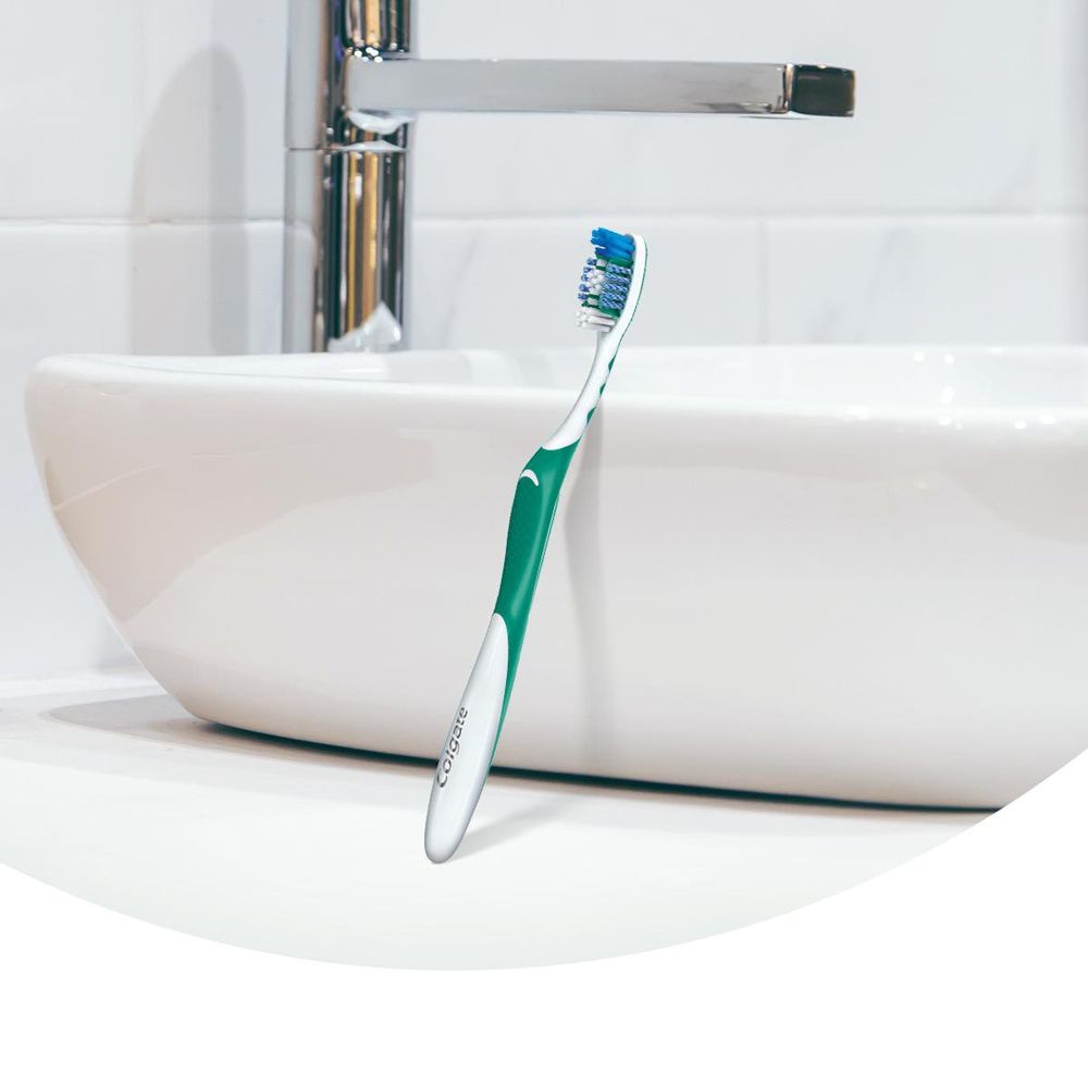 Escova de Dente para Clareamento Colgate Whitening 2 unid Preço especial